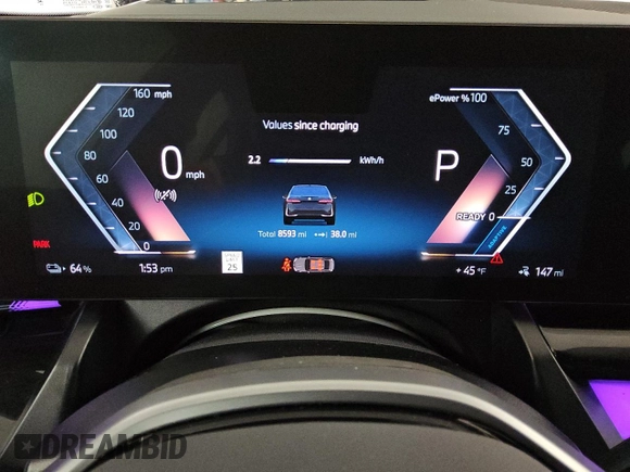 2024 BMW i5 eDrive40 z VIN WBY33FK00RCS09561, wystawiony jako Copart lot #49063295 z przebiegiem 8593 mil mil oraz Tytuł czysty. Historia ofert i sprzedaży dostępna na DreamBid. Obrazek 9.