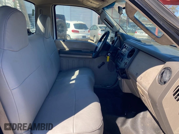 2008 Ford F-350 XL with VIN 1FDSF34508EC04550, listed as a Copart auction lot 47067805 with 93,848 mi miles and Clean Title. Bid and sale history available at DreamBid. Image 5.
