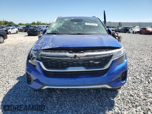 2021 Kia Seltos S with VIN KNDEU2AA8M7081307, listed as a Copart auction lot 49795135 with 26,651 mi miles and Non Repairable. Bid and sale history available at DreamBid. Image 5.