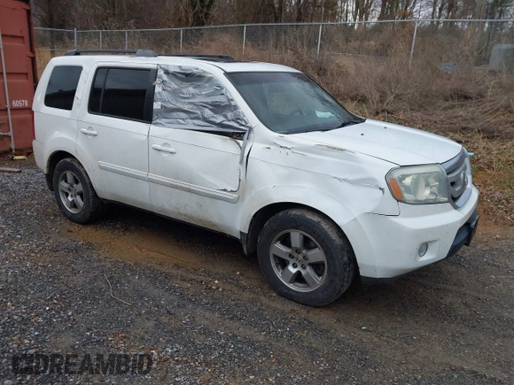 2011 Honda Pilot EX-L with VIN 5FNYF4H57BB009999, listed as a IAAI auction lot 41402317 with 161,805 mi miles. Bid and sale history available at carsss.com. Image 1.