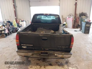 2002 Chevrolet Silverado 1500 LT with VIN 2GCEK19T521134772, listed as a IAAI auction lot 41483555 with 201,963 mi miles and . Bid and sale history available at DreamBid. Image 16.