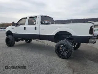 2004 Ford F-350 XL with VIN 1FTSW31P64ED75758, listed as a Copart auction lot 54045575 with 185,254 mi miles and Clean Title. Bid and sale history available at DreamBid. Image 2.