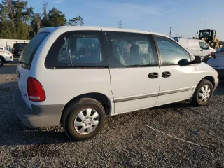2000 Plymouth Voyager z VIN 2P4GP2534YR645983, wystawiony jako Copart lot #80028904 z przebiegiem Nie podano mil oraz Szkody całkowita. Historia ofert i sprzedaży dostępna na DreamBid. Obrazek 3.