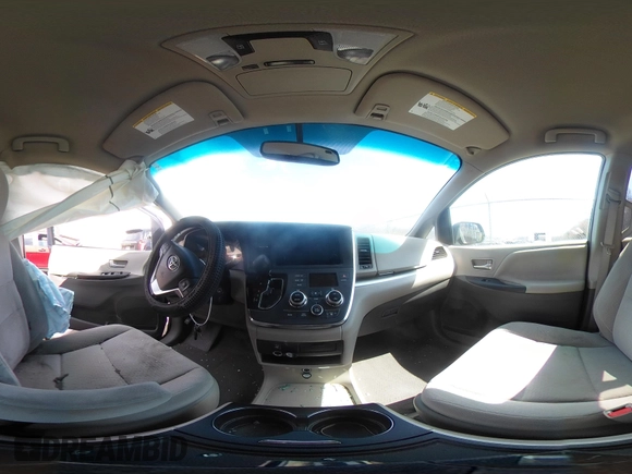 2015 Toyota Sienna LE AAS with VIN 5TDKK3DC8FS550190, listed as a IAAI auction lot 41924584 with 54,461 mi miles. Bid and sale history available at carsss.com. Image 18.