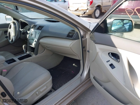 2008 Toyota Camry Hybrid with VIN 4T1BB46K08U057835, listed as a IAAI auction lot 41821699 with 121,183 mi miles. Bid and sale history available at carsss.com. Image 5.