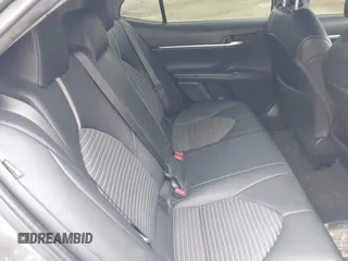 2023 Toyota Camry SE z VIN 4T1G11AK2PU088324, wystawiony jako IAAI lot #42173302 z przebiegiem 72 239 mil mil oraz . Historia ofert i sprzedaży dostępna na DreamBid. Obrazek 8.