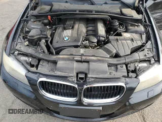 2011 BMW 3 Series 328i xDrive z VIN WBAPK5G58BNN30906, wystawiony jako Copart lot #54120725 z przebiegiem 146 978 mil mil oraz Szkoda całkowita • Salvage title. Historia ofert i sprzedaży dostępna na DreamBid. Obrazek 11.