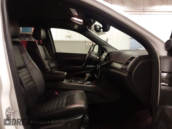 2020 Jeep Grand Cherokee Limited X z VIN 1C4RJFBGXLC167132, wystawiony jako IAAI lot #42155335 z przebiegiem 86 886 mil mil oraz . Historia ofert i sprzedaży dostępna na DreamBid. Obrazek 5.