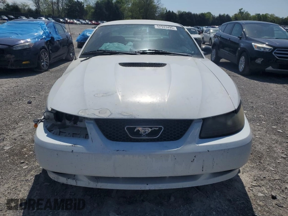 2001 Ford Mustang Standard с VIN 1FAFP40421F101044, выставлен на аукционе Copart как лот 52943495 с пробегом 209 408 миль миль и Списание • Salvage title. История ставок и продаж доступна на DreamBid. Изображение 5.