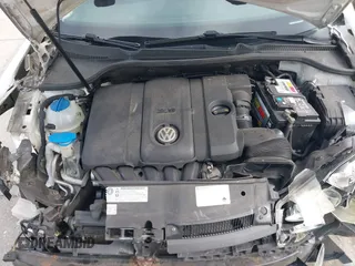 2012 Volkswagen Golf with VIN WVWDB7AJ9CW280806, listed as a IAAI auction lot 41909892 with 121,711 mi miles and . Bid and sale history available at DreamBid. Image 10.