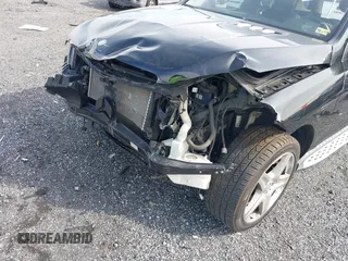 2015 Mercedes-Benz M 400 with VIN 4JGDA5GB9FA594766, listed as a IAAI auction lot 41835853 with 106,873 mi miles and . Bid and sale history available at DreamBid. Image 6.