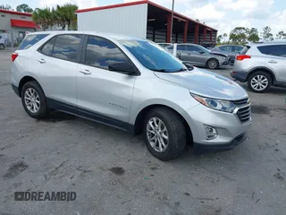 2020 Chevrolet Equinox LS z VIN 3GNAXHEV8LS696940, wystawiony jako IAAI lot #42153761 z przebiegiem 60 309 mil mil oraz . Historia ofert i sprzedaży dostępna na DreamBid. Obrazek 1.