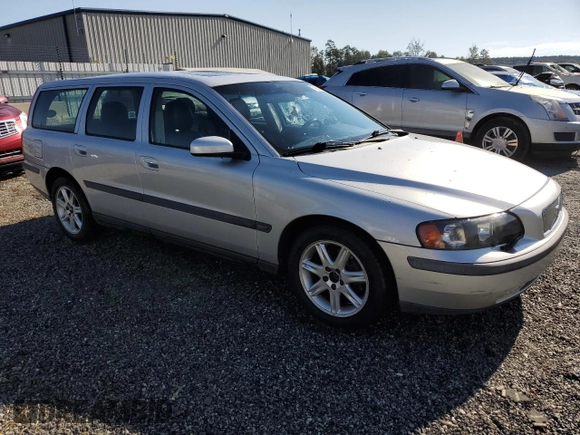2004 Volvo V70 with VIN YV1SW59V542426810, listed as a Copart auction lot 74521824 with 156,728 mi miles and Salvage Title. Bid and sale history available at carsss.com. Image 4.