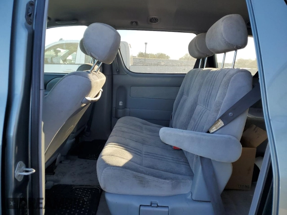 1999 Toyota Sienna CE with VIN 4T3ZF19C2XU100132, listed as a Copart auction lot 75251124 with 217,399 mi miles and Salvage Title. Bid and sale history available at carsss.com. Image 11.