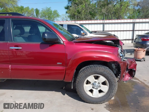 2006 Toyota 4Runner SR5 with VIN JTEZU14R568059478, listed as a IAAI auction lot 41865355 with 184,222 mi miles and . Bid and sale history available at DreamBid. Image 18.
