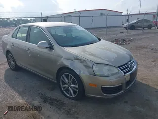 2007 Volkswagen Jetta 2.5 с VIN 3VWRF71K37M029219, выставлен на аукционе IAAI как лот 42329625 с пробегом 191 107 миль миль и . История ставок и продаж доступна на DreamBid. Изображение 1.