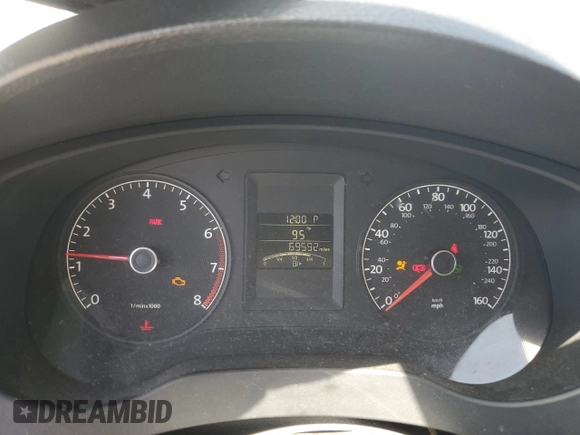 2014 Volkswagen Jetta S with VIN 3VW2K7AJ2EM303673, listed as a Copart auction lot 62909235 with 69,592 mi miles and Salvage title. Bid and sale history available at DreamBid. Image 9.