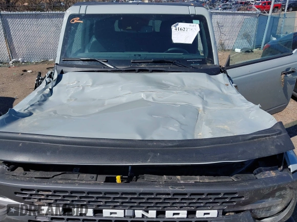2023 Ford Bronco with VIN 1FMDE5CP0PLC17397, listed as a IAAI auction lot 41622763 with 21,799 mi miles. Bid and sale history available at carsss.com. Image 6.