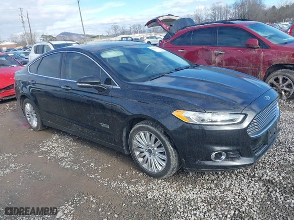 2014 Ford Fusion Energi Titanium with VIN 3FA6P0SU5ER269923, listed as a IAAI auction lot 41086950 with 135,351 mi miles. Bid and sale history available at carsss.com. Image 1.