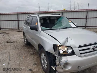 2006 Toyota Highlander w/3rd Row with VIN JTEDP21A660118252, listed as a IAAI auction lot 41773769 with 214,769 mi miles. Bid and sale history available at carsss.com. Image 6.