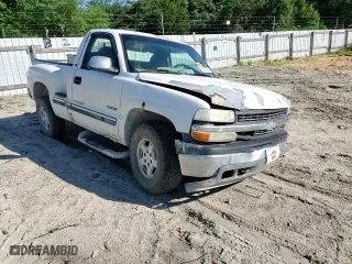 2002 Chevrolet Silverado 1500 LS with VIN 1GCEK14VX2Z209515, listed as a Copart auction lot 56230974 with 321,763 mi miles and Salvage Title. Bid and sale history available at carsss.com. Image 10.