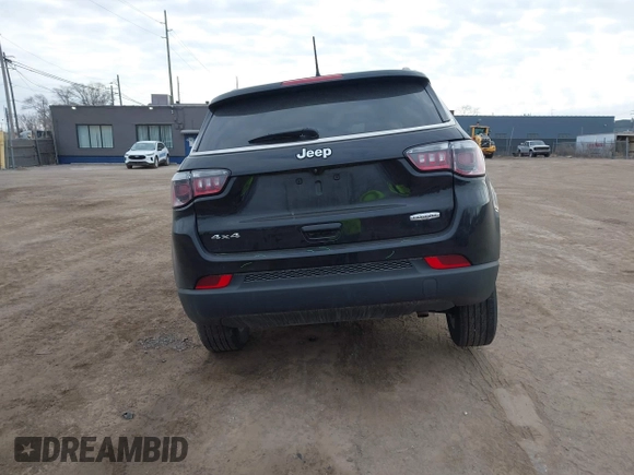 2022 Jeep Compass Latitude with VIN 3C4NJDBB6NT117925, listed as a IAAI auction lot 41779788 with 58,480 mi miles and . Bid and sale history available at DreamBid. Image 16.