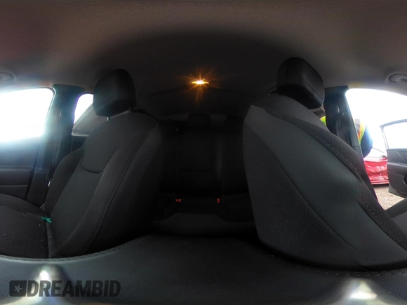 2020 Jeep Renegade Latitude with VIN ZACNJABB4LPM07063, listed as a IAAI auction lot 41398716 with 29,576 mi miles and . Bid and sale history available at DreamBid. Image 18.