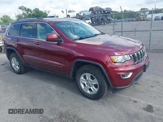 2017 Jeep Grand Cherokee Laredo z VIN 1C4RJFAG3HC958840, wystawiony jako IAAI lot #42664925 z przebiegiem 111 896 mil mil oraz . Historia ofert i sprzedaży dostępna na DreamBid. Obrazek 1.