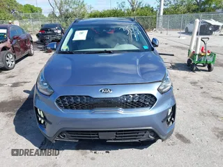 2021 Kia Niro Touring with VIN KNDCC3LC3M5483455, listed as a IAAI auction lot 41678795 with 132,216 mi miles. Bid and sale history available at carsss.com. Image 12.