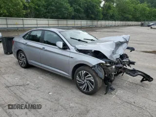 2020 Volkswagen Jetta SEL with VIN 3VWE57BU7LM088530, listed as a Copart auction lot 61121135 with 60,060 mi miles and Salvage title. Bid and sale history available at DreamBid. Image 4.