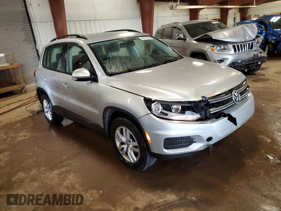 2017 Volkswagen Tiguan S z VIN WVGAV7AX9HW501192, wystawiony jako Copart lot #58719315 z przebiegiem 97 207 mil mil oraz Czysty tytuł • Clean title. Historia ofert i sprzedaży dostępna na DreamBid. Obrazek 4.