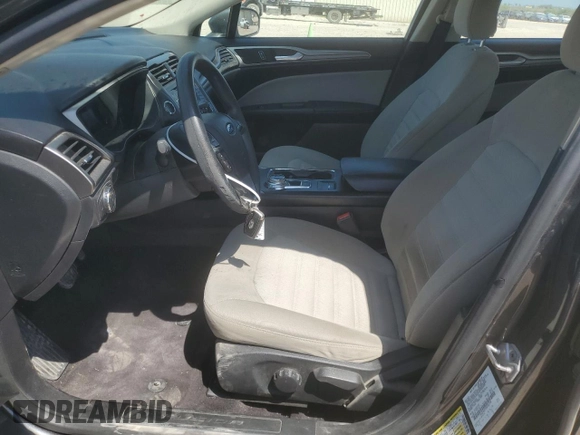 2017 Ford Fusion S with VIN 3FA6P0G7XHR186799, listed as a Copart auction lot 49870325 with 92,021 mi miles and Salvage Title. Bid and sale history available at DreamBid. Image 7.