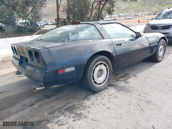 1985 Chevrolet Corvette with VIN 1G1YY0789F5126238, listed as a IAAI auction lot 41699128 with 108,590 mi miles. Bid and sale history available at carsss.com. Image 4.