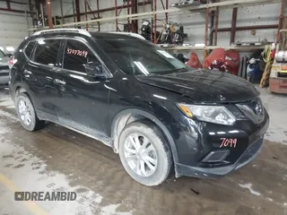 2016 Nissan Rogue SV z VIN JN8AT2MV2GW135957, wystawiony jako IAAI lot #42077099 z przebiegiem 135 081 mil mil oraz . Historia ofert i sprzedaży dostępna na DreamBid. Obrazek 1.