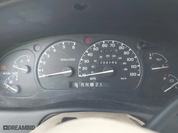 2000 Mercury Mountaineer with VIN 4M2ZU86P8YUJ07066, listed as a IAAI auction lot 42114617 with 233,146 mi miles. Bid and sale history available at carsss.com. Image 7.