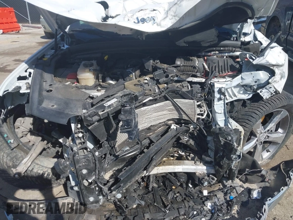 2022 Jeep Grand Cherokee Limited with VIN 1C4RJJBG1N8568383, listed as a IAAI auction lot 41734465 with 42,410 mi miles and . Bid and sale history available at DreamBid. Image 10.