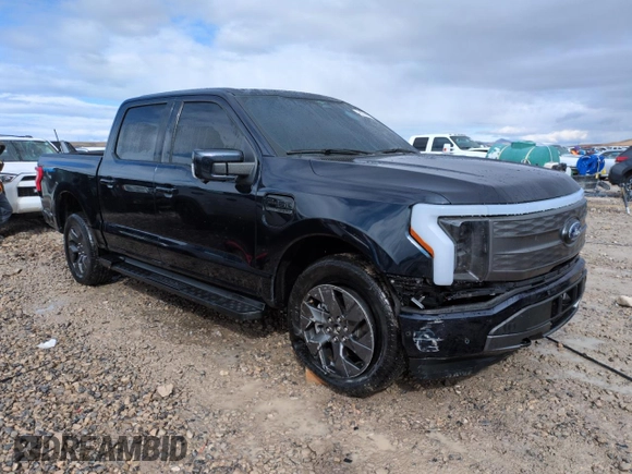 2023 Ford F-150 Lightning Pro с VIN 1FTVW1EV5PWG16444, выставлен на аукционе Copart как лот 48224415 с пробегом 25 782 миль миль и Списание • Salvage title. История ставок и продаж доступна на DreamBid. Изображение 4.