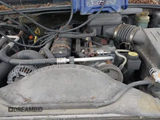 2001 Jeep Grand Cherokee Laredo with VIN 1J4GW48SX1C658610, listed as a IAAI auction lot 41831013 with 200,142 mi miles and . Bid and sale history available at DreamBid. Image 10.