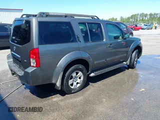 2007 Nissan Pathfinder SE with VIN 5N1AR18W97C645193, listed as a IAAI auction lot 42028643 with 224,145 mi miles. Bid and sale history available at carsss.com. Image 4.