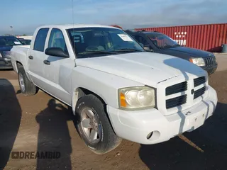 2006 Dodge Dakota SLT with VIN 1D7HE48K66S556852, listed as a IAAI auction lot 42499533 with 204,503 mi miles and . Bid and sale history available at DreamBid. Image 1.