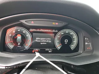 2022 Audi Q8 Premium z VIN WA1AVBF11ND020639, wystawiony jako Copart lot #58058925 z przebiegiem 21 987 mil mil oraz Szkoda całkowita • Salvage title. Historia ofert i sprzedaży dostępna na DreamBid. Obrazek 9.