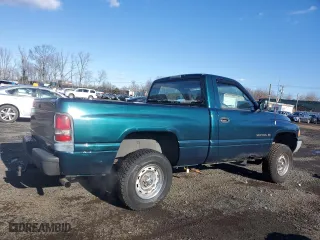 1995 Dodge Ram 1500 with VIN 1B7HF16Y0SS142764, listed as a Copart auction lot 84720074 with 130,034 mi miles and Salvage Title. Bid and sale history available at carsss.com. Image 3.