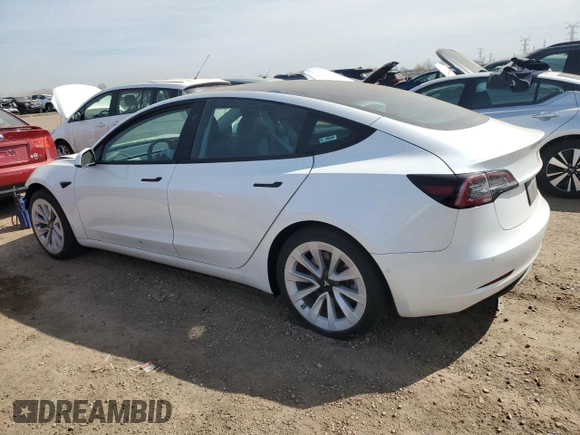 2021 Tesla Model 3 Standard Range Plus z VIN 5YJ3E1EA6MF059194, wystawiony jako Copart lot #53483595 z przebiegiem 22 072 mil mil oraz Szkody całkowita. Historia ofert i sprzedaży dostępna na DreamBid. Obrazek 2.