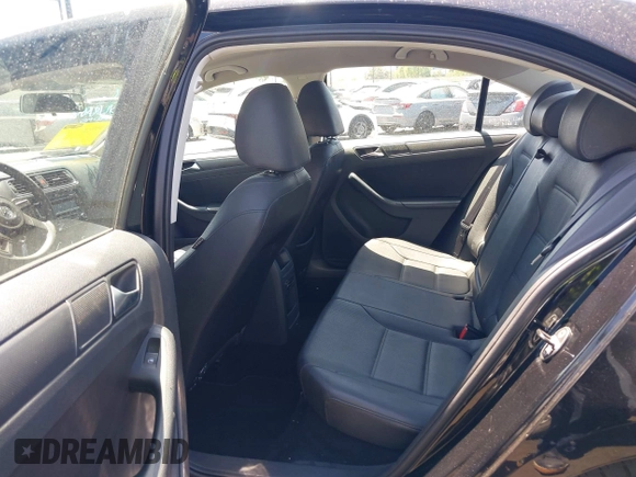 2011 Volkswagen Jetta SE с VIN 3VWDZ7AJ3BM113364, выставлен на аукционе IAAI как лот 42814994 с пробегом 158 685 миль миль и . История ставок и продаж доступна на DreamBid. Изображение 8.