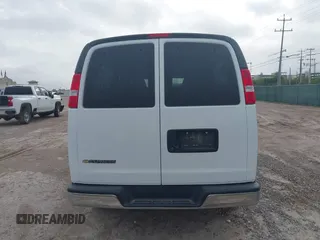 2020 Chevrolet Express Passenger LS with VIN 1GAZGNFG7L1241548, listed as a IAAI auction lot 42675352 with 9,651 mi miles and . Bid and sale history available at DreamBid. Image 16.