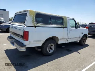 1992 Ford F-150 with VIN 1FTDF15Y7NLA93044, listed as a Copart auction lot 65185644 with 166,919 mi miles and Clean Title. Bid and sale history available at carsss.com. Image 3.