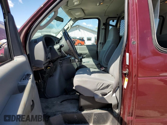 2007 Ford Econoline Passenger XL with VIN 1FBNE31L17DA19262, listed as a Copart auction lot 49344064 with 68,172 mi miles and Salvage Title. Bid and sale history available at carsss.com. Image 7.