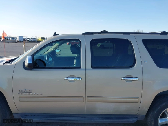 2012 Chevrolet Suburban LT with VIN 1GNSCJE07CR144215, listed as a IAAI auction lot 41924631 with 144,072 mi miles. Bid and sale history available at carsss.com. Image 14.