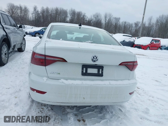 2021 Volkswagen Jetta SEL with VIN 3VWE57BU4MM016475, listed as a IAAI auction lot 41350821 with 27,782 mi miles and . Bid and sale history available at DreamBid. Image 15.