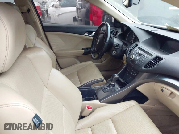 2013 Acura TSX Technology z VIN JH4CU2F68DC012070, wystawiony jako IAAI lot #41280175 z przebiegiem 184 395 mil mil oraz . Historia ofert i sprzedaży dostępna na DreamBid. Obrazek 5.